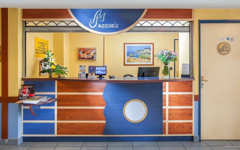 Фото greet hotel La Teste Bassin d' Arcachon