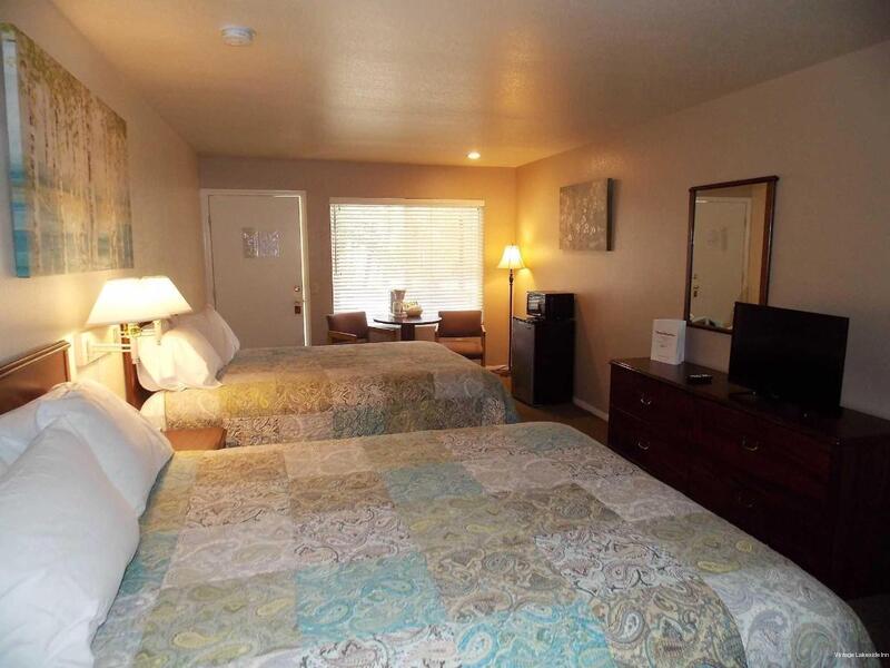 Фото Vintage Lakeside Inn