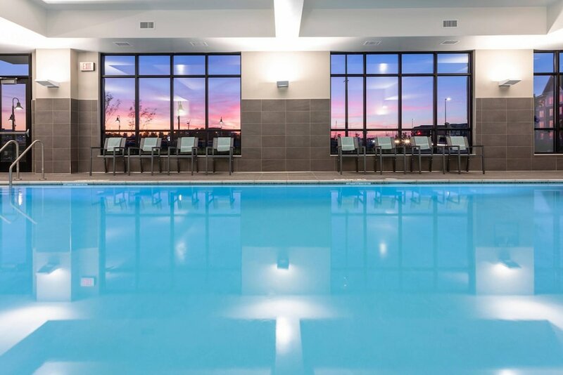 Гостиница SpringHill Suites by Marriott Minneapolis Maple Grove/Arbor Lakes