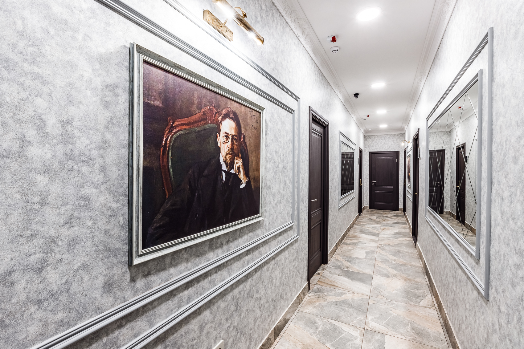 Фото отеля 1