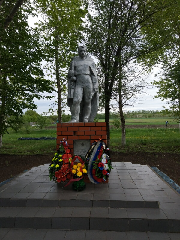 Monument, memorial Братская могила советских воинов, погибших в боях с фашистскими захватчиками, Belgorod Oblast, photo