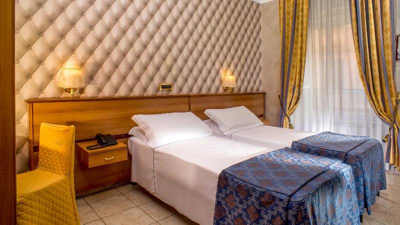 Фото Hotel Assisi