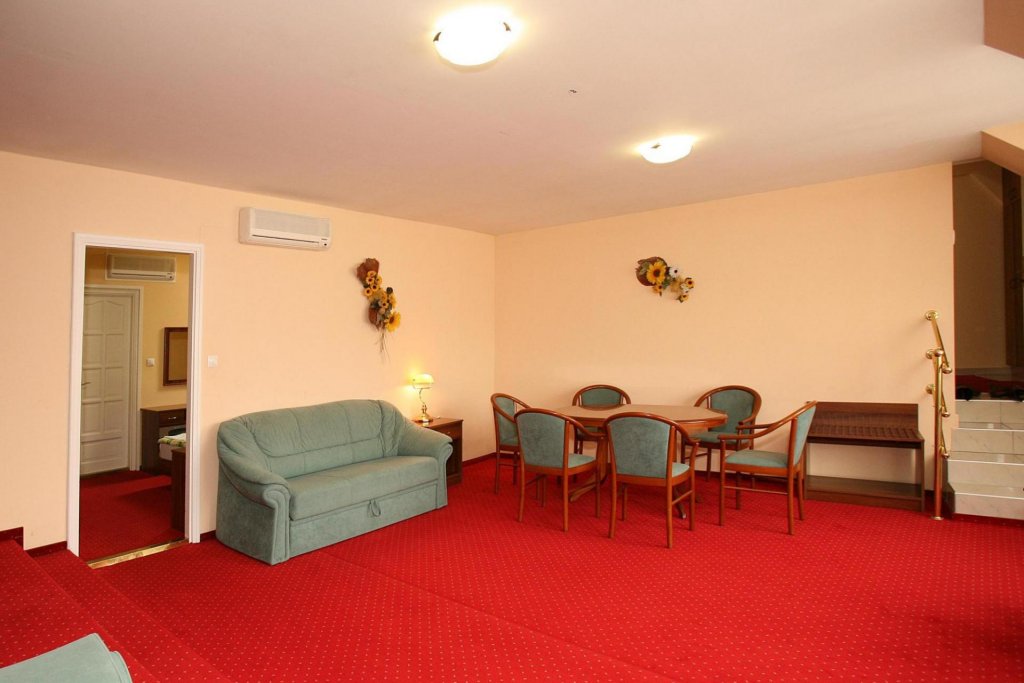 Фото Bástya Wellness Hotel Miskolctapolca