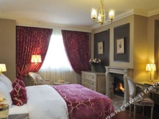 Фото Hôtel de La Cigogne