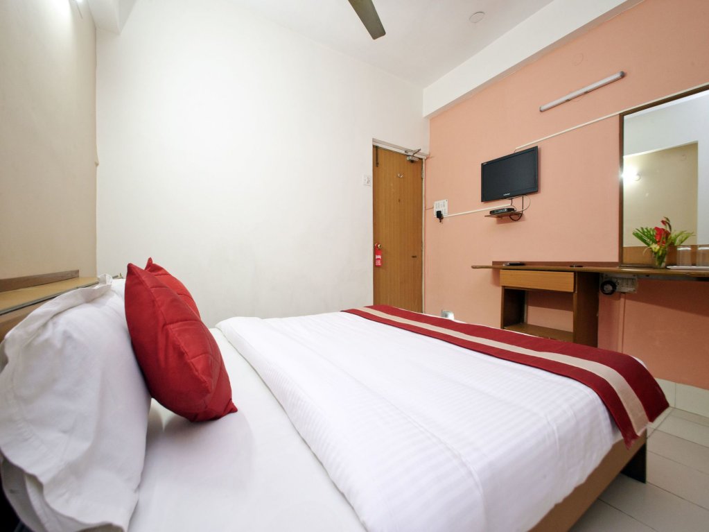 Фото Oyo 5043 Ratnakar Days' Inn