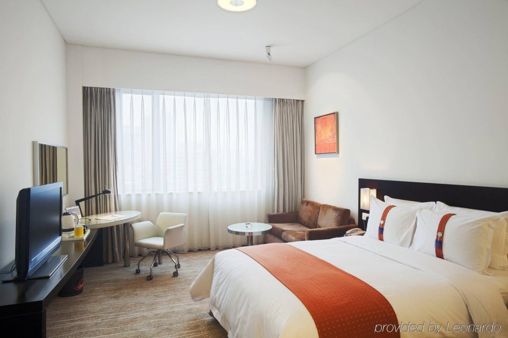 Фото  Holiday Inn Express Chengdu Gulou