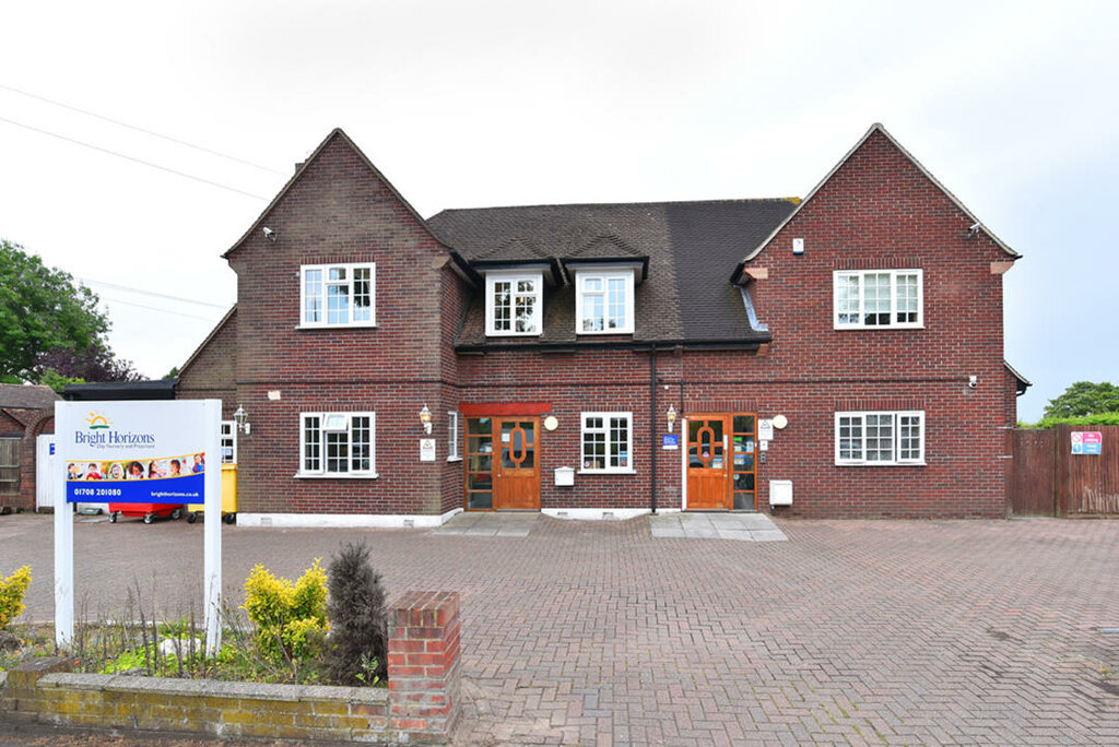School Bright Horizons Gaynes Park Day Nursery and Pre-School, London, photo