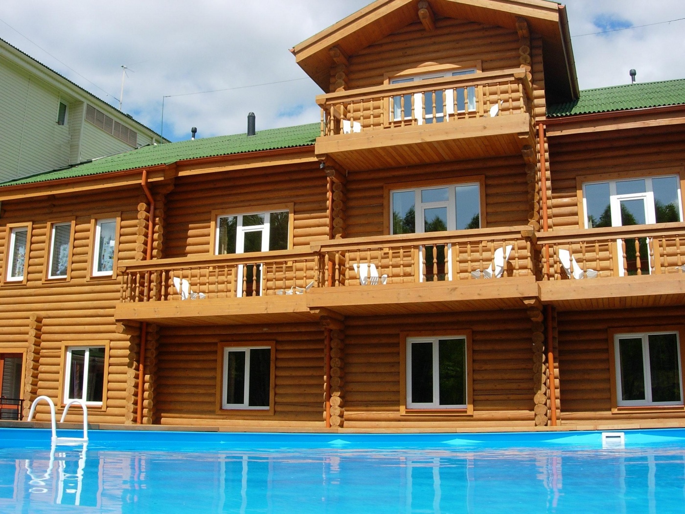 Фото отеля 2