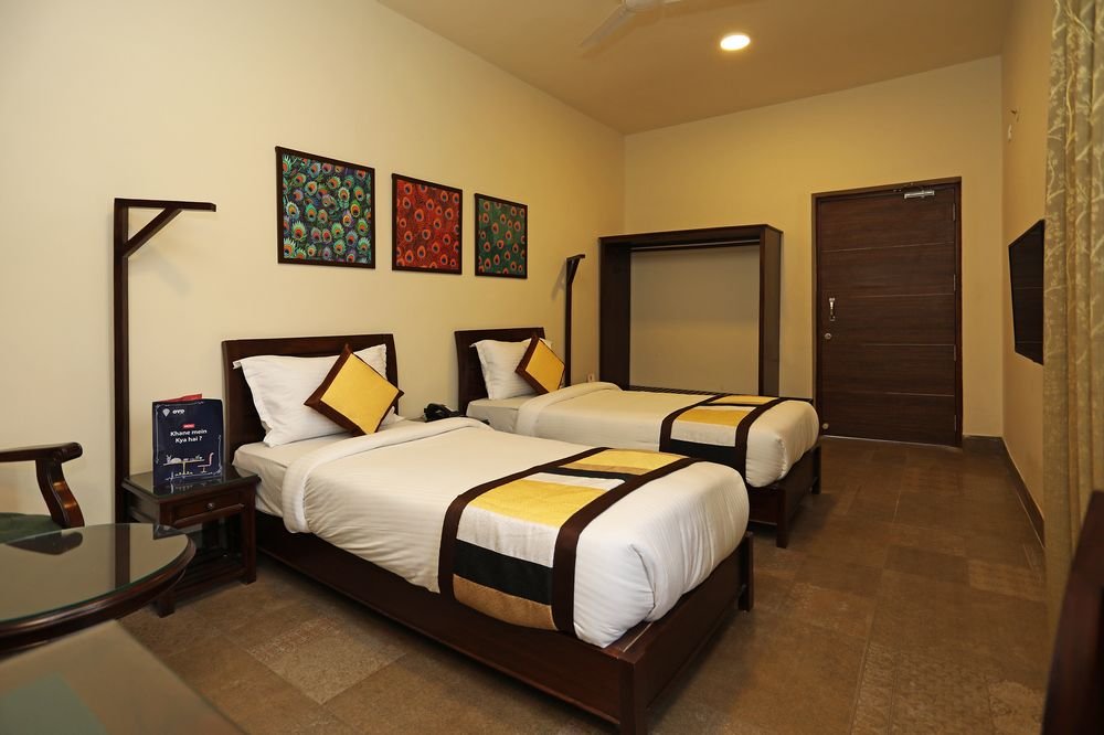 Фото Hotel Shambhu Villas