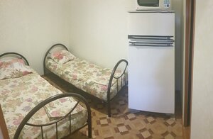 У Петровича (posyolok Shirochanka, ulitsa Komarova, 129), hotel