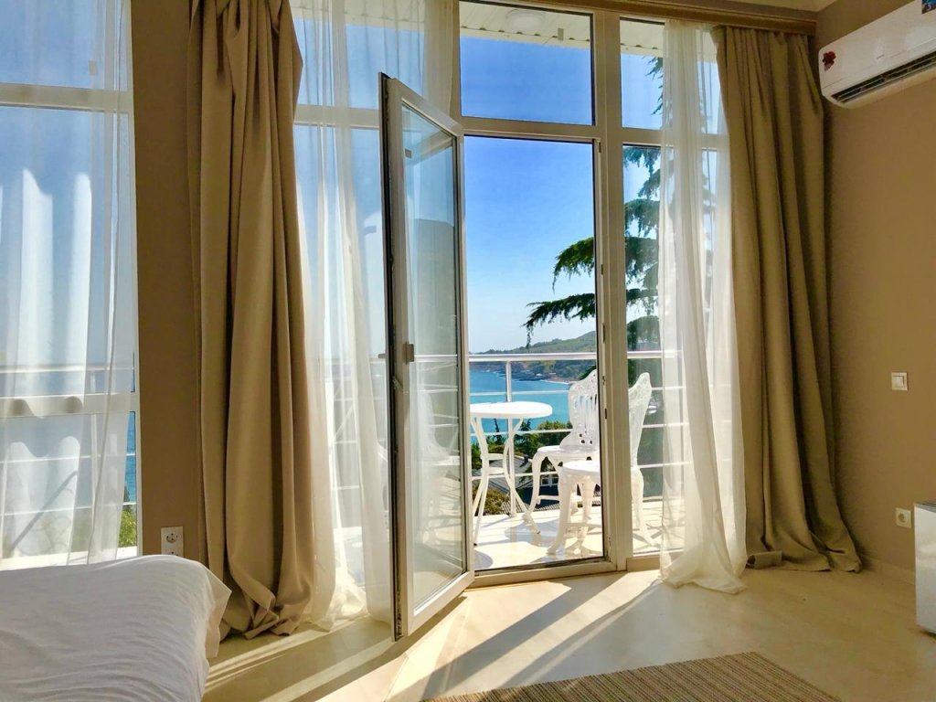 Фото Gurzuf Sunrise