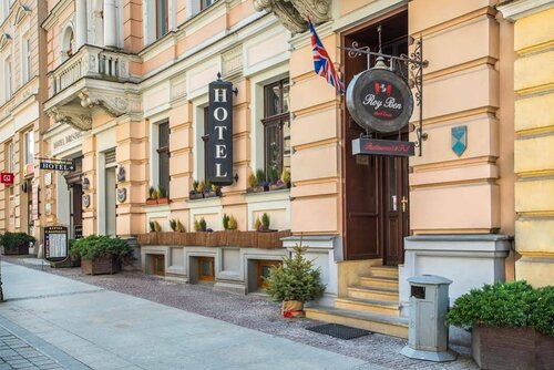 Гостиница Hotel Bristol в Свентокшиском воеводстве