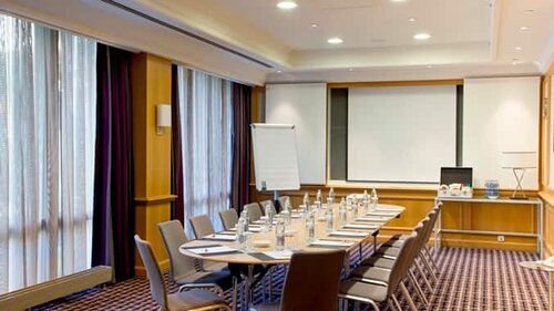 Внешний вид отеля DoubleTree by Hilton Hotel Luxembourg в Люксембурге, фото 5