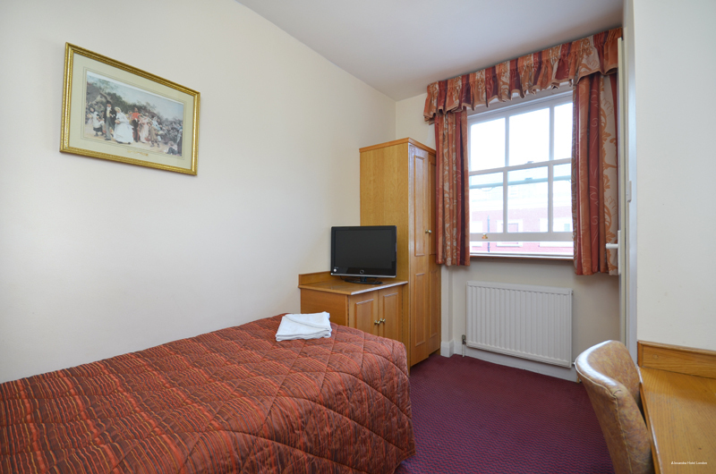 Фото Alexandra Hotel