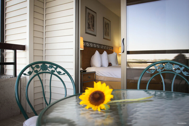 Фото Clover Island Inn