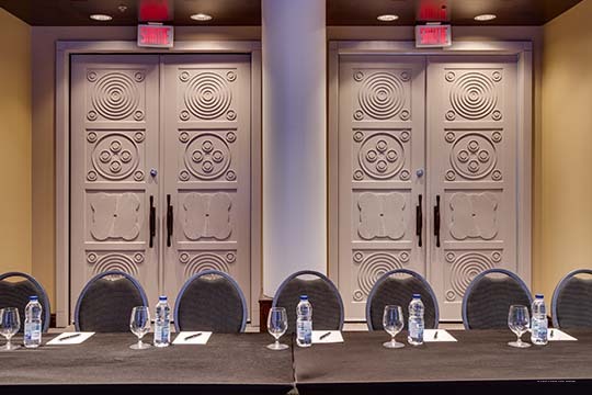 Фото Le Saint-Sulpice Hotel Montreal