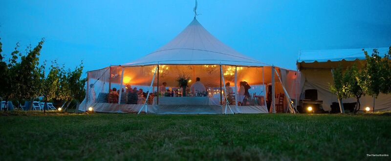 Фото The Harbor Front Inn