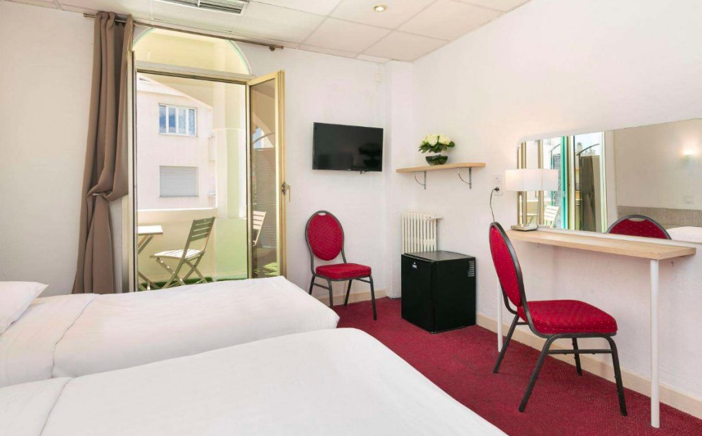 Фото Hôtel Locarno Nice