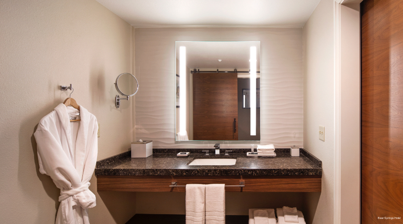 Фото Bear Springs Hotel