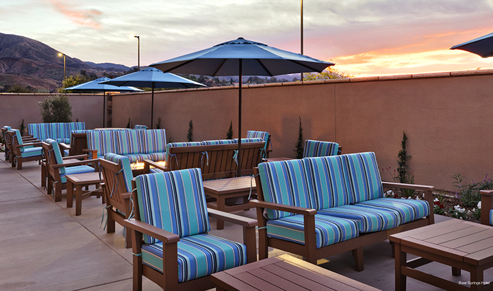 Фото Bear Springs Hotel