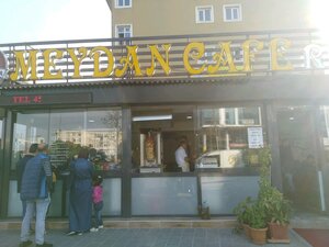 Meydan Cafe Restaurant (Fatih Mah., 19 Mayıs Blv., No:3C, Esenyurt, İstanbul), kafe  Esenyurt'tan