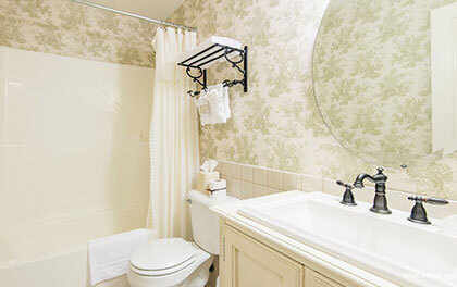 Фото Brick Street Inn