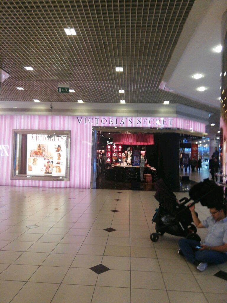 Kozmetik ve parfümeri mağazaları Victoria's Secret, Şişli, foto