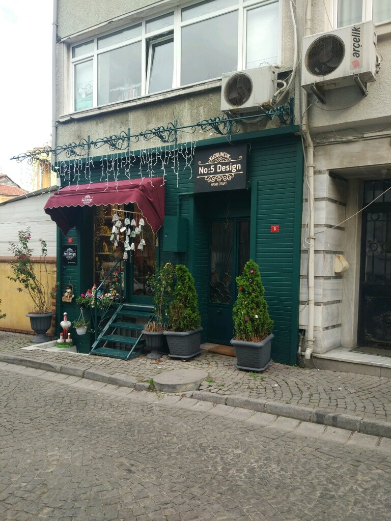 No 5 Design, mobilya mağazaları, Kuzguncuk Mah