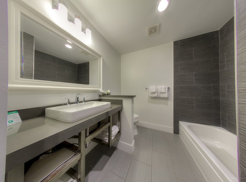 Фото Oceanside Marina Suites