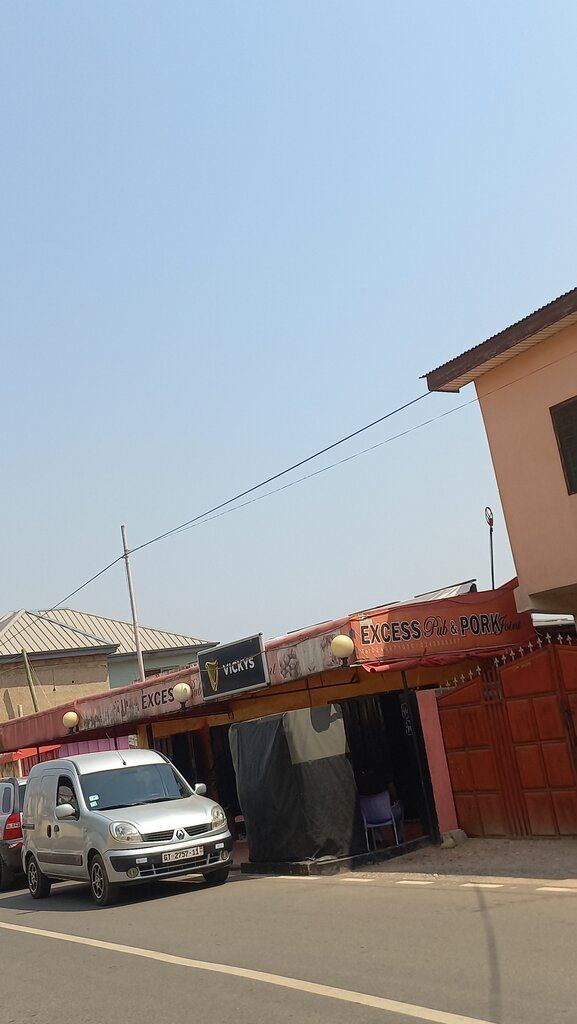 Bar, pub Vicky’s pub, Accra, photo