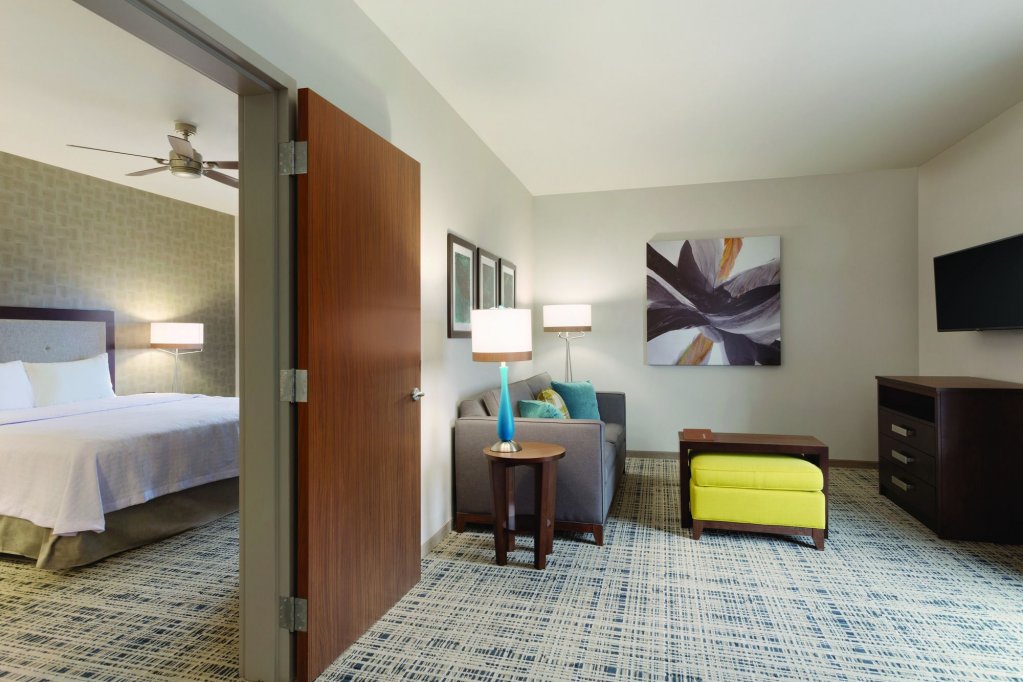 Фото Homewood Suites by Hilton Edina Minneapolis