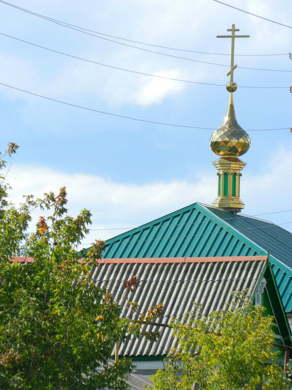 Orthodox church Свято-Никольский храм, Luhansk Region, photo