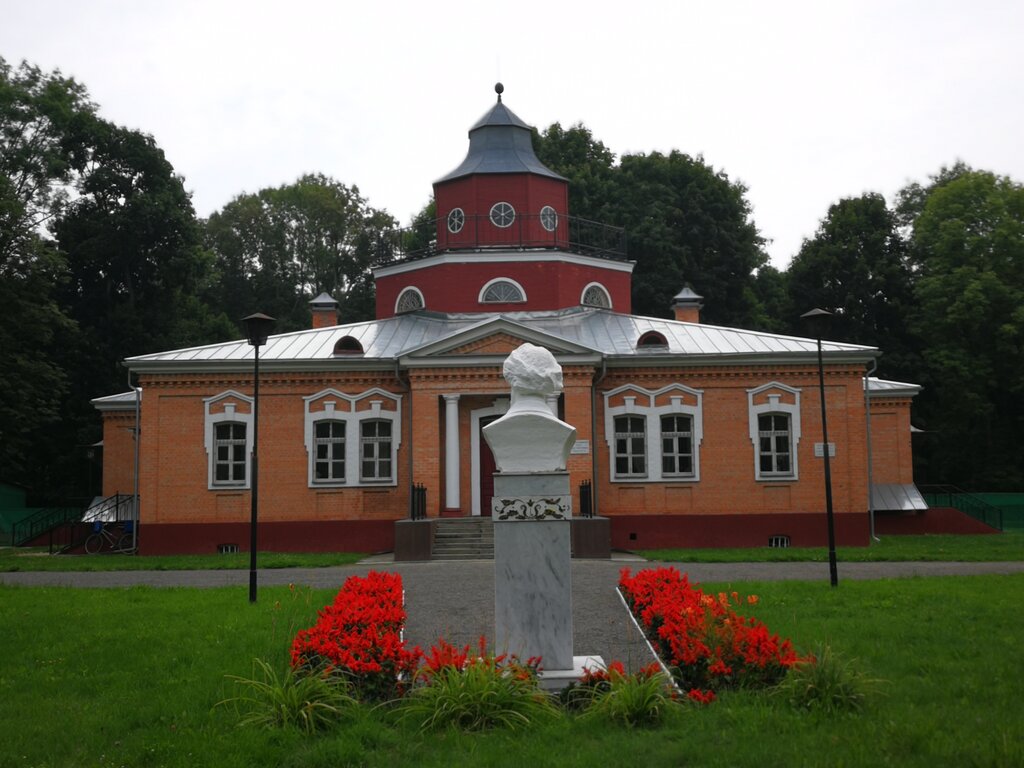 Museum Музей-усадьба писателя графа А.К. Толстого Красный Рог, Bryansk Oblast, photo