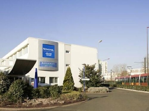 Гостиница Novotel Le Mans в Ле-Мане