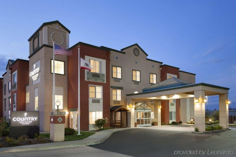 Гостиница Country Inn & Suites by Radisson, San Carlos, Ca