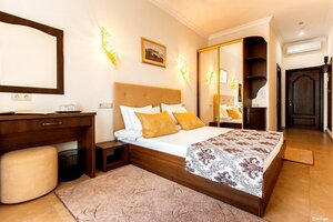 Vintage (посёлок городского типа Новый Свет, Набережная улица, 3), hotel