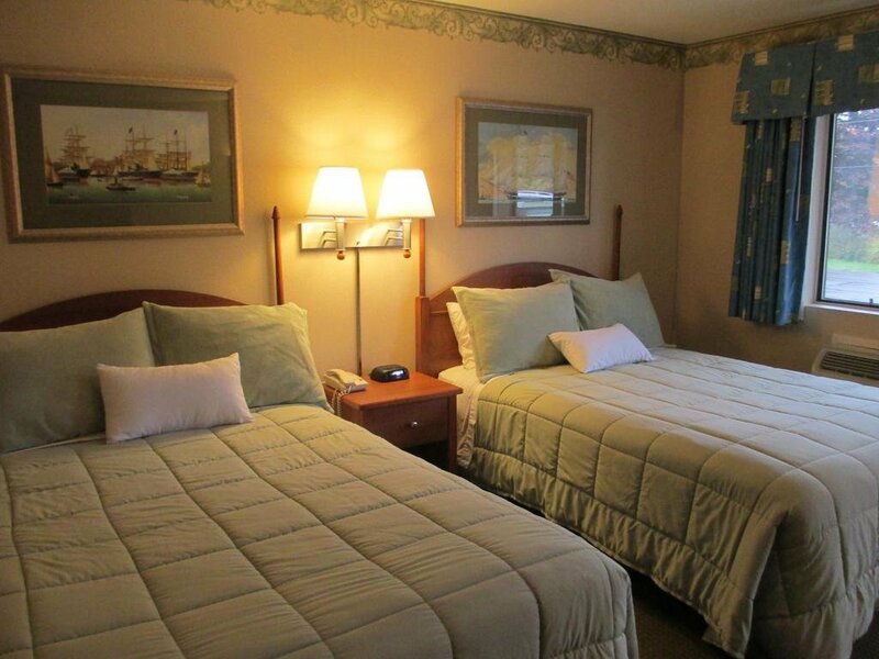 Гостиница Flagship Inn and Suites