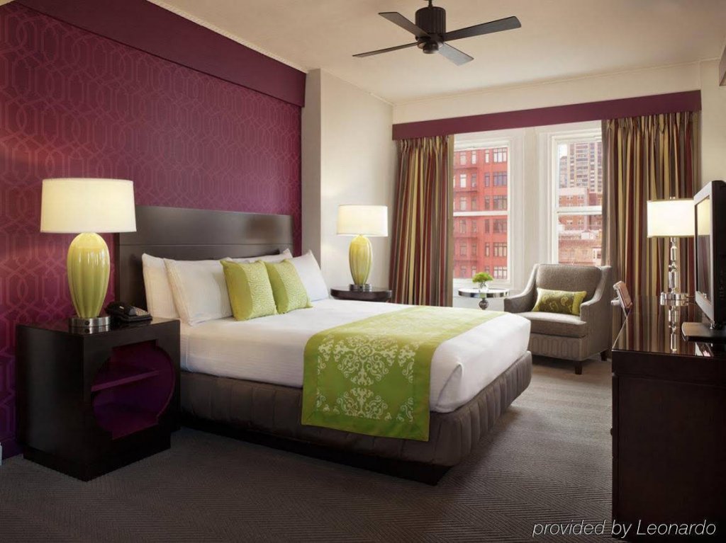 Фото Union Square Plaza Hotel