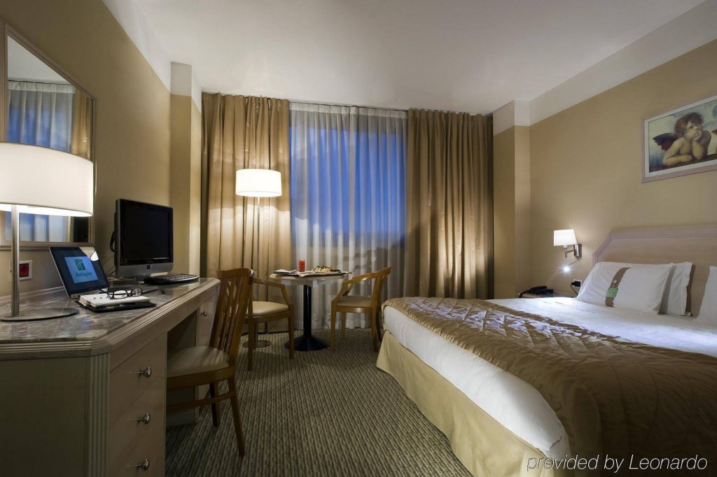 Фото Holiday Inn Naples, an Ihg Hotel