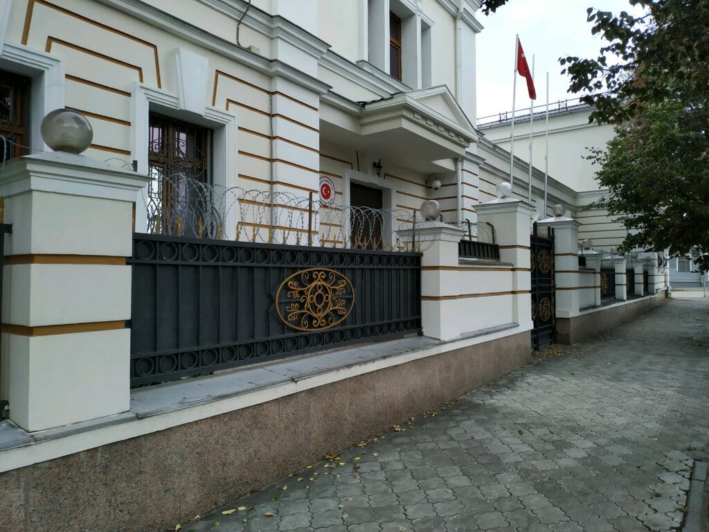 سفارة، قنصلية Generalnoye konsulstvo Respubliki Turtsiya V g. Kazani ، قازان، صورة