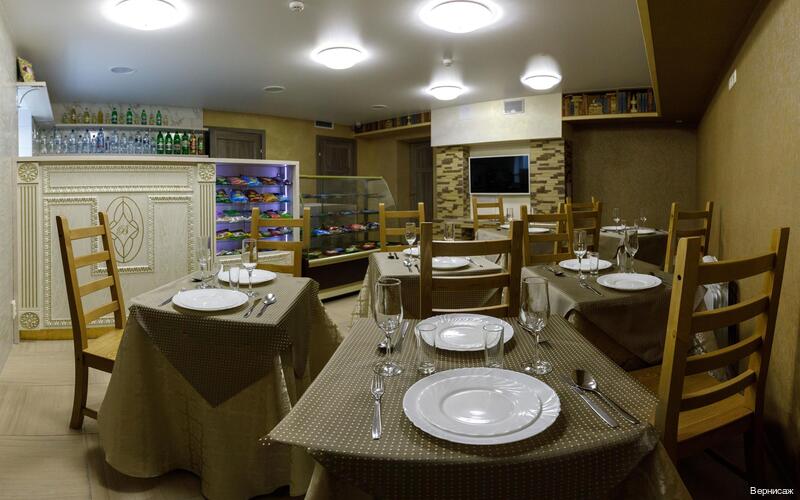 Фото Вернисаж