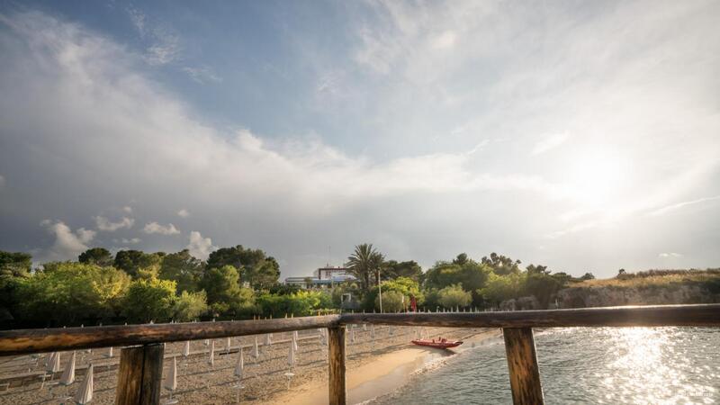 Фото Grotta Palazzese Beach Hotel