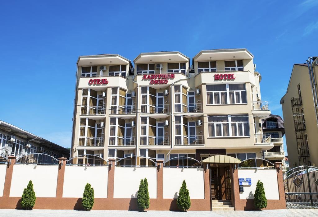 Фото Лазурное окно