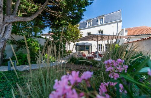 Внешний вид отеля Saint Nicolas Hotel в Ле Рошели, фото 5