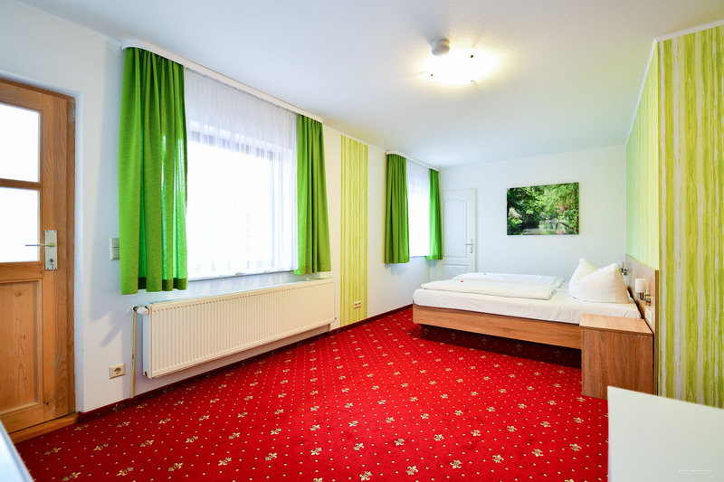 Фото Hotel Zum Goldenen Löwen