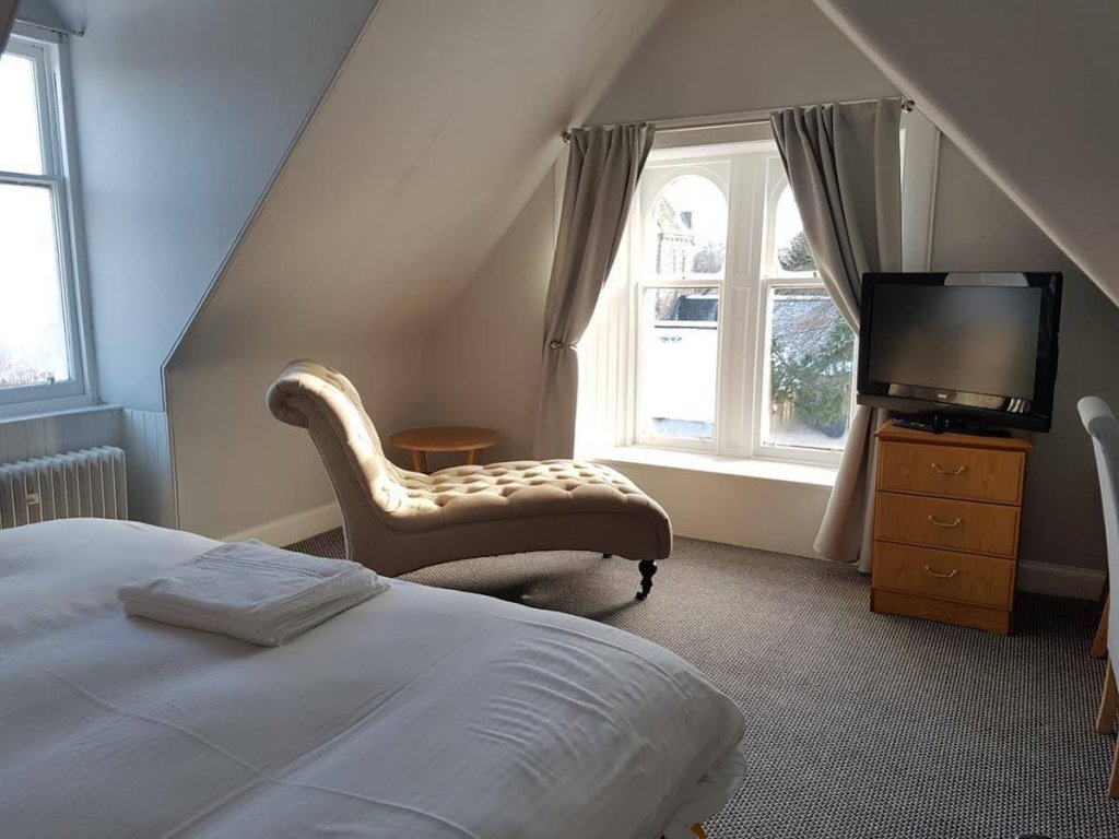 Фото McInnes House Hotel