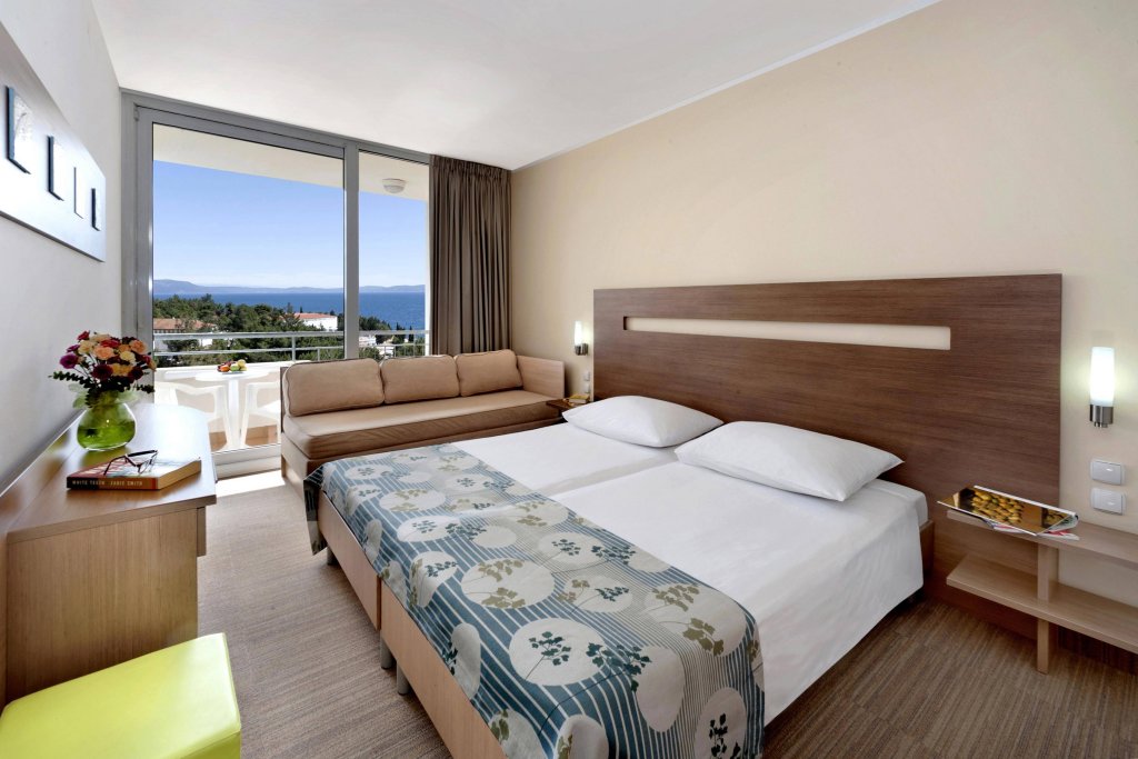 Фото Miramar Sunny Hotel by Valamar