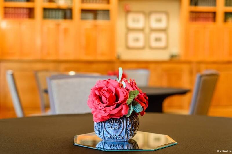 Фото Brick Street Inn