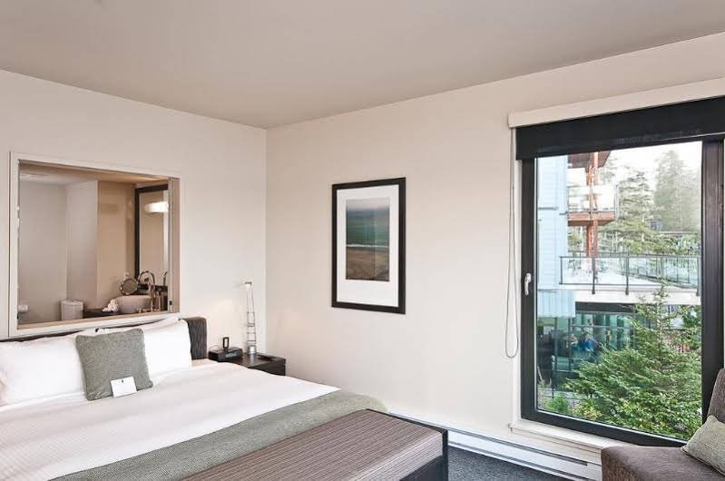 Фото Black Rock Oceanfront Resort