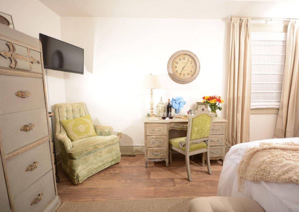 Фото The Nest on Saratoga Lake